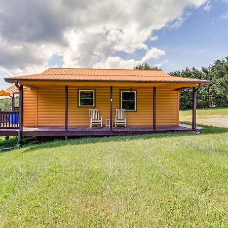 Blue Ridge Mountain Cabin With Views And Hot Tub Спарта Екстер'єр фото