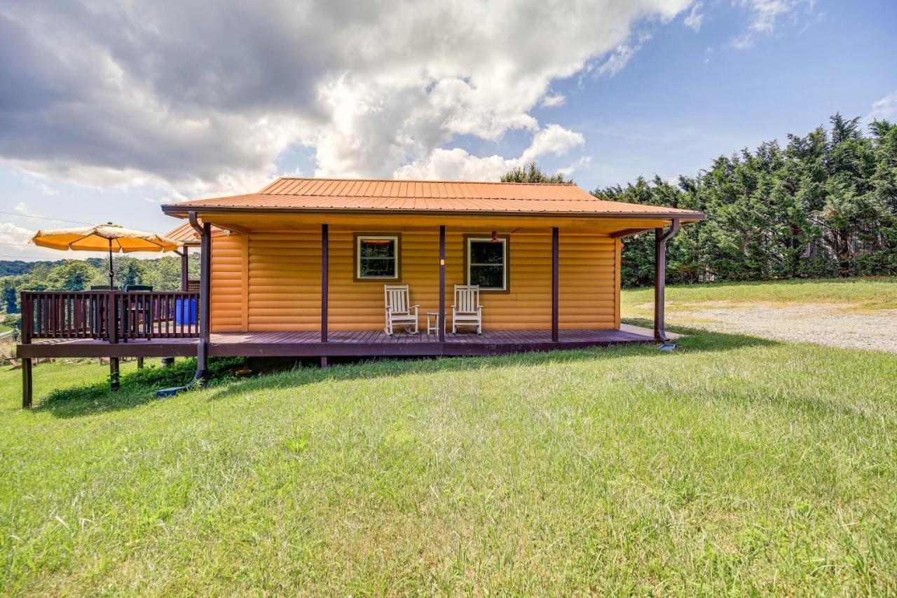 Blue Ridge Mountain Cabin With Views And Hot Tub Спарта Екстер'єр фото