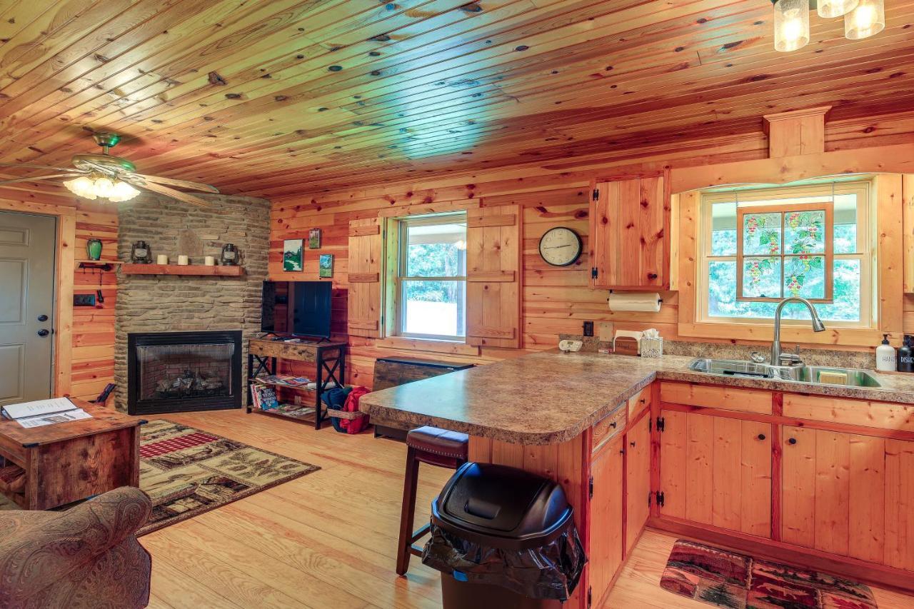 Blue Ridge Mountain Cabin With Views And Hot Tub Спарта Екстер'єр фото