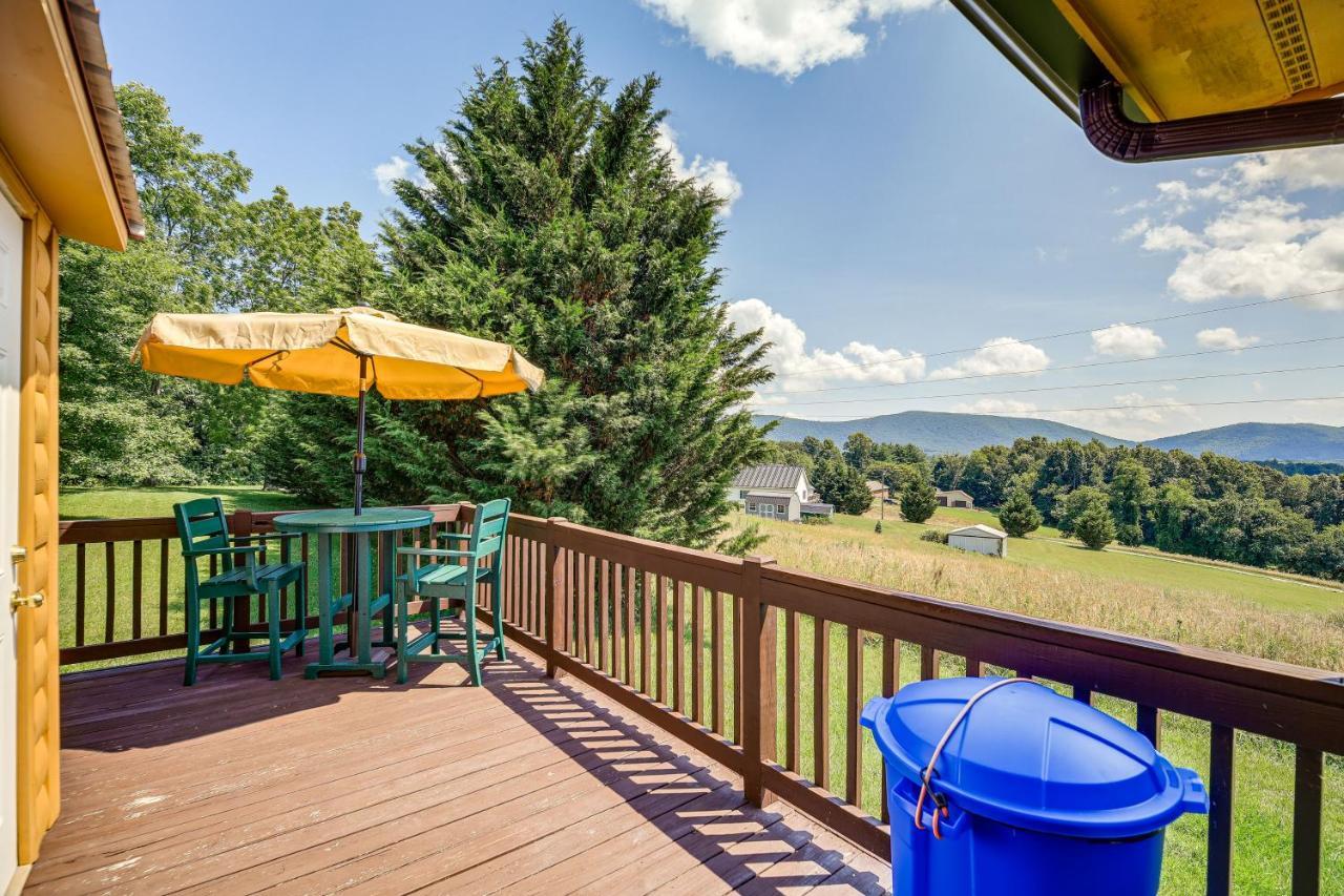 Blue Ridge Mountain Cabin With Views And Hot Tub Спарта Екстер'єр фото